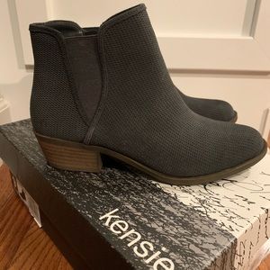 KENSIE - new without tag